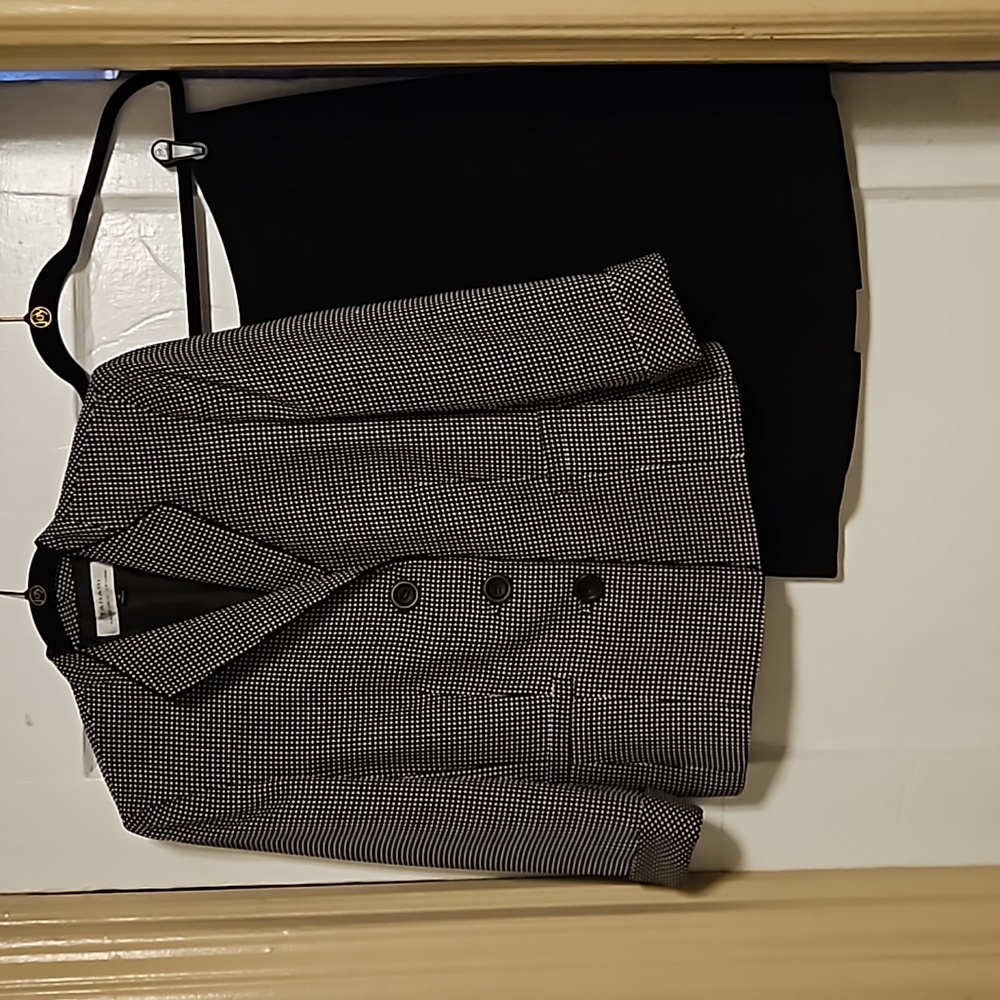 Jacket & Skirt Suit